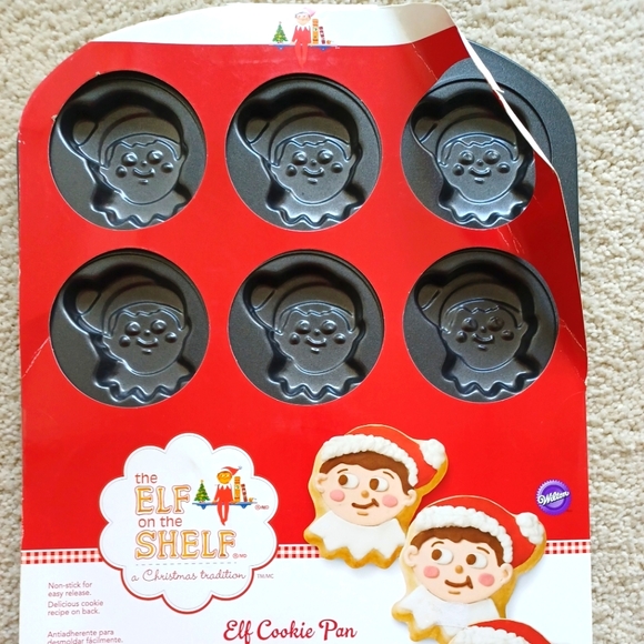 Elf On The Shelf Cookie Cake Pan - Picture 1 of 3